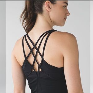 Lululemon workout top